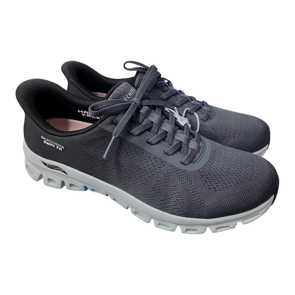 SKECHERS Women's Glide Step Shoes, Size US9, Black, 179276. Buyers Note -