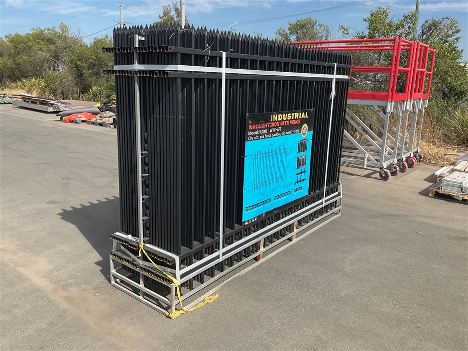 <p>Qty of Fence Panels and Posts</p>