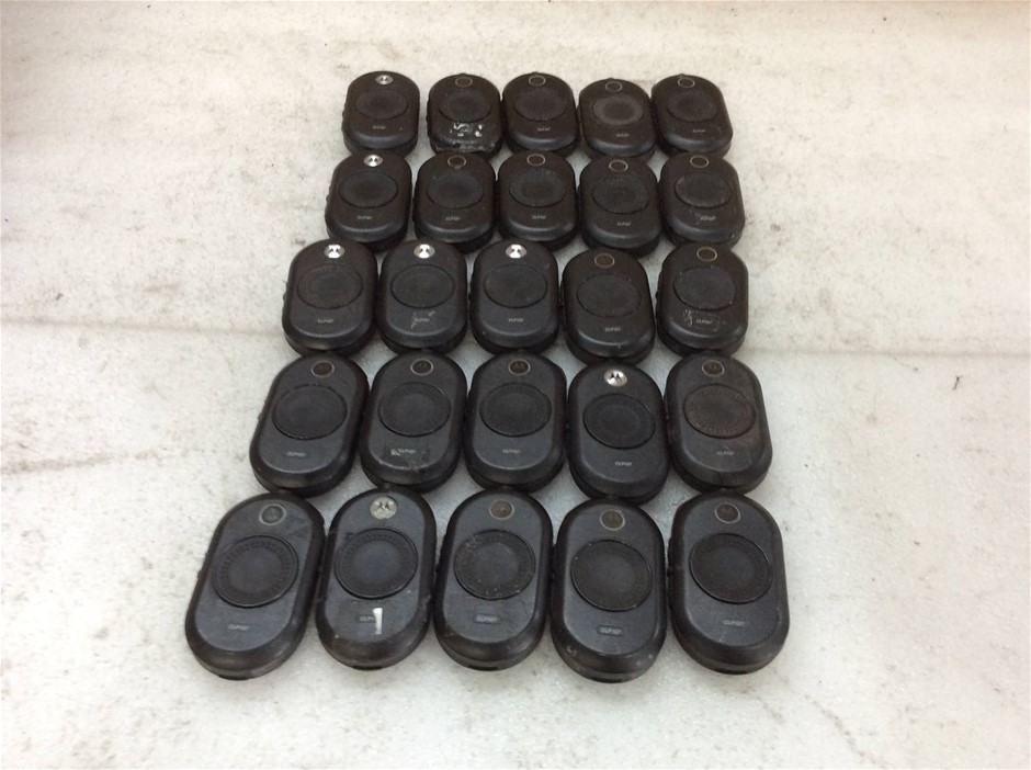 Motorola CLP107 Two-Way Radio (Lot of 25)