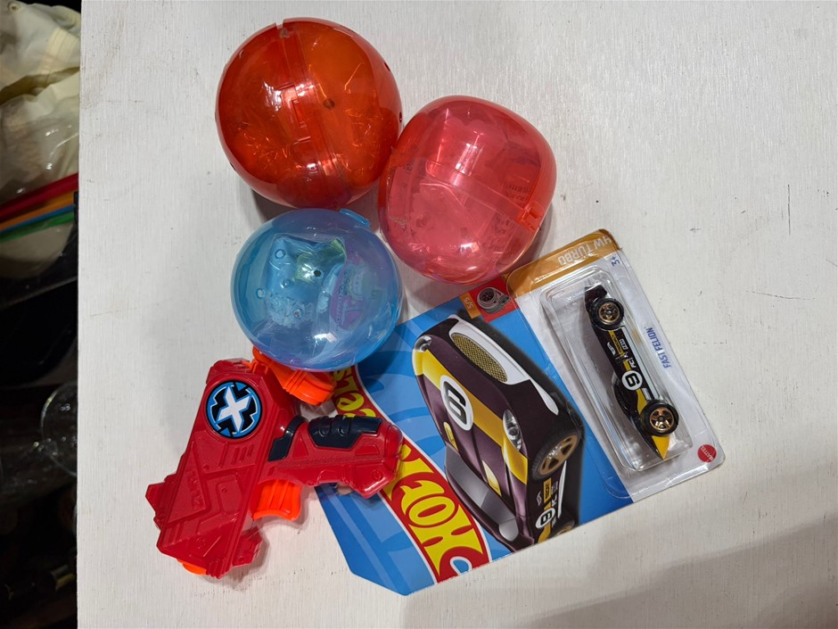5x Assorted Toys