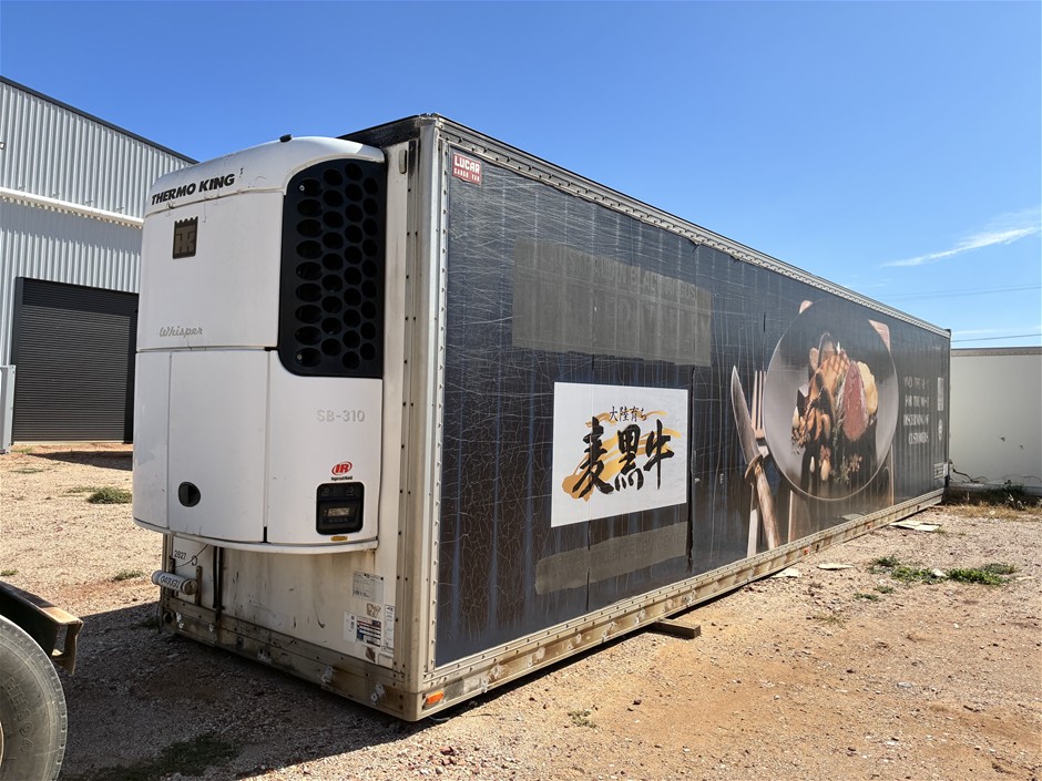 <B>Greystar Refrigerated Truck Body (44 Ft)</B>