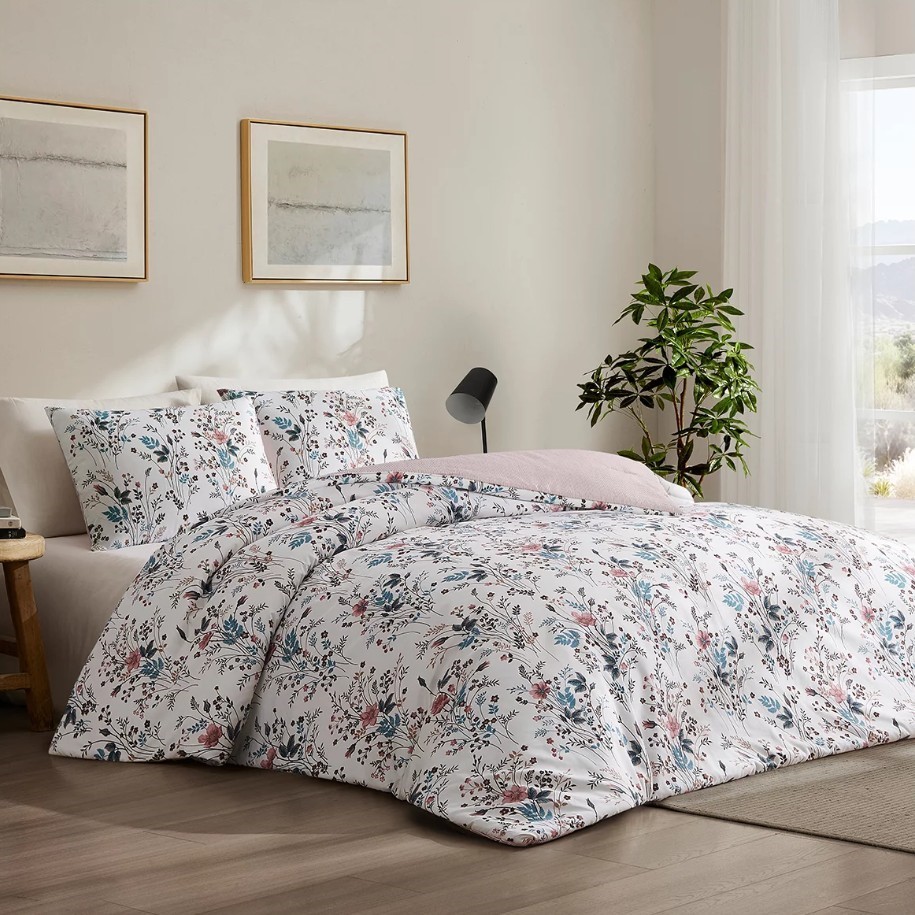 SERELENA Bed Sheet Comforter Set, Queen, Wild Flower. N.B: Pillowcases are