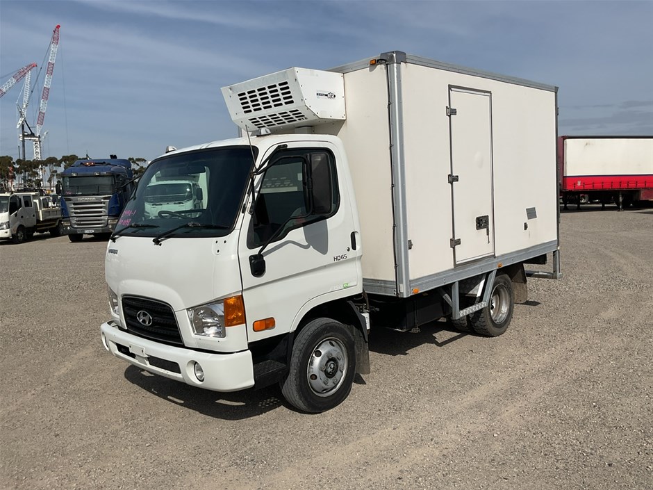 2010 Hyundai HD65 4 x 2 Refrigerated Body Truck