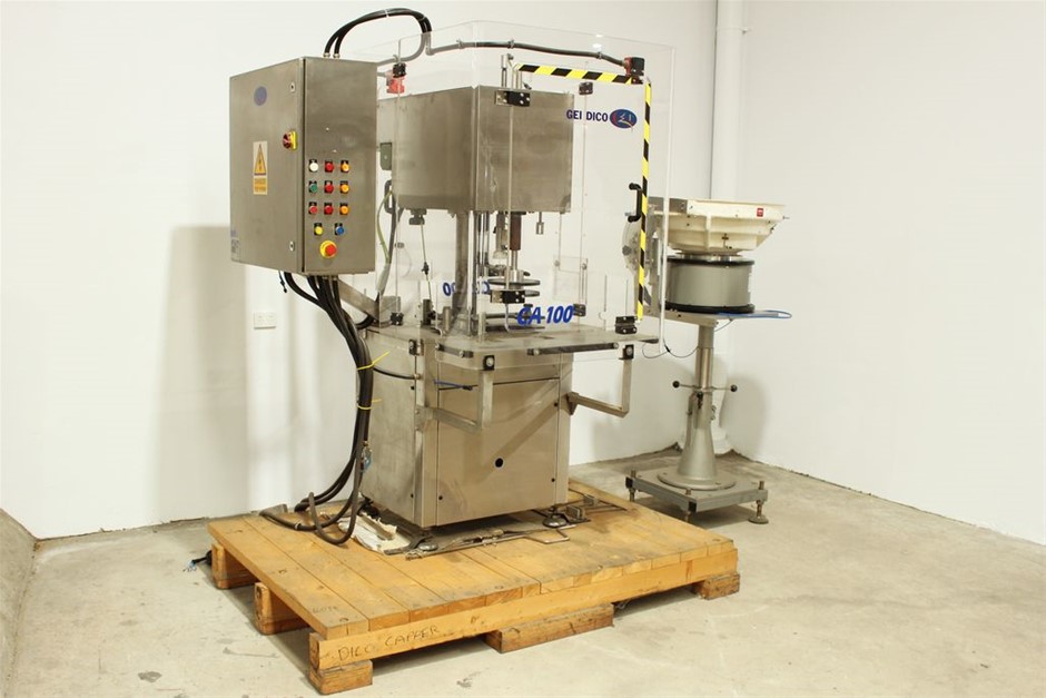 Automatic Screw Capping Machine with Feeding Bowl "Dico"