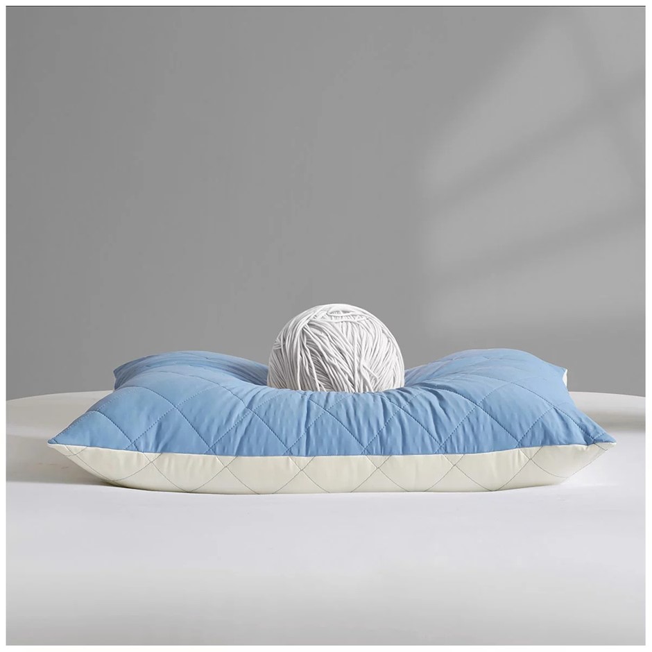 2 x HOTEL GRAND Extra Cooling Pillow. NB: not in original packaging.