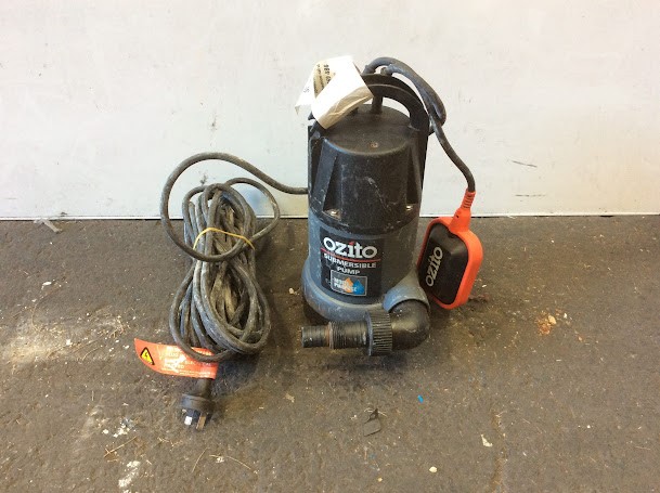 Ozito Multi-Purpose Submersible Pump