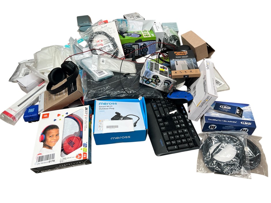 Assorted Electronics & Accessories. NB: Products Are Untested/Condition Unk