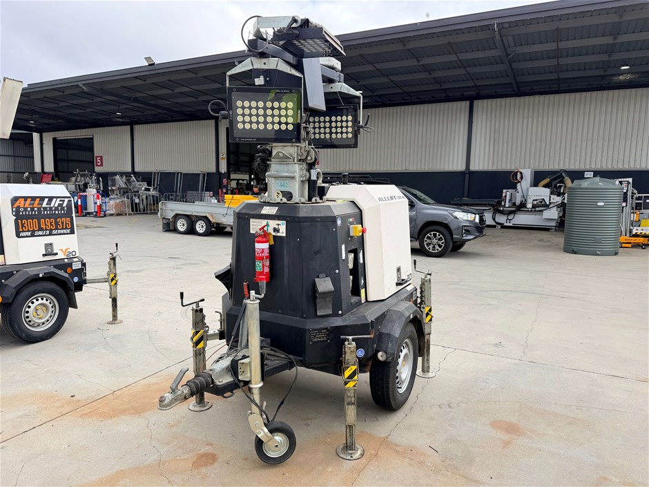 2017 Generac V20 Single Light Tower Trailer