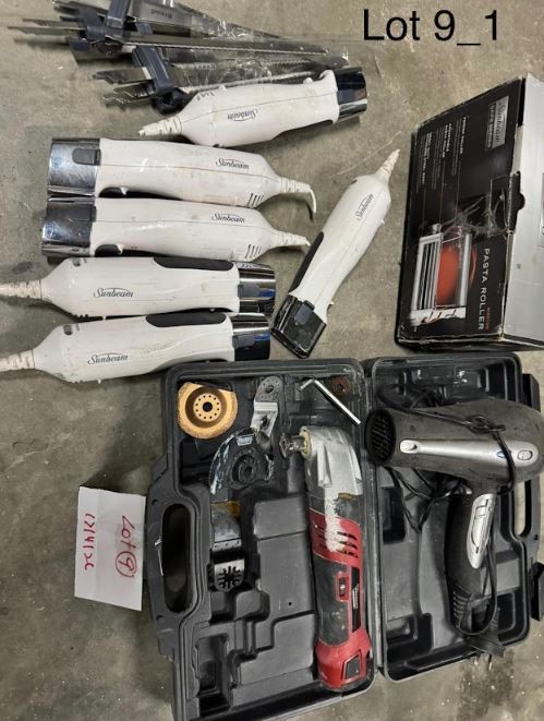 END OF LEASE SALE: mixed lot of electrical goods