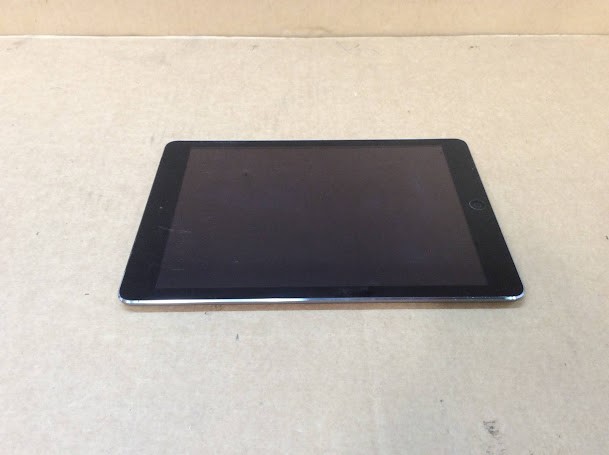 Apple iPad Air 1 (A1475) Tablet 32GB
