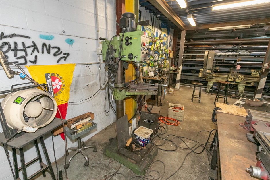 Hafco DM4 Gear Head Drilling & Milling Machine