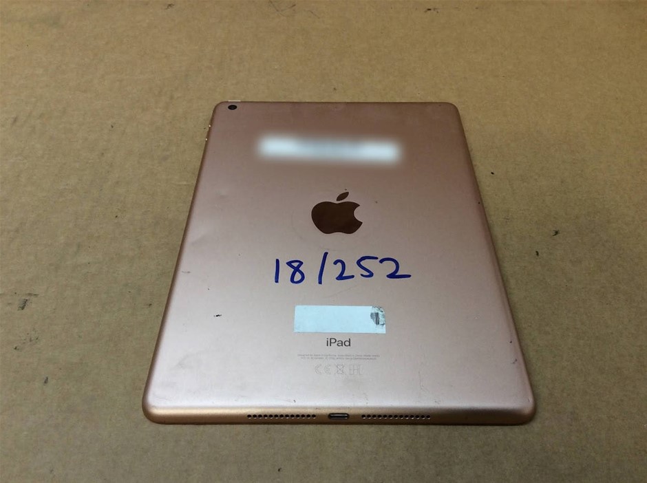 APPLE IPAD 6TH GEN A1893 A10 16GB Tablet