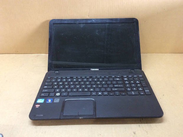 TOSHIBA Satellite C850 Laptop i5-2450M 4GBRAM/500GB Black