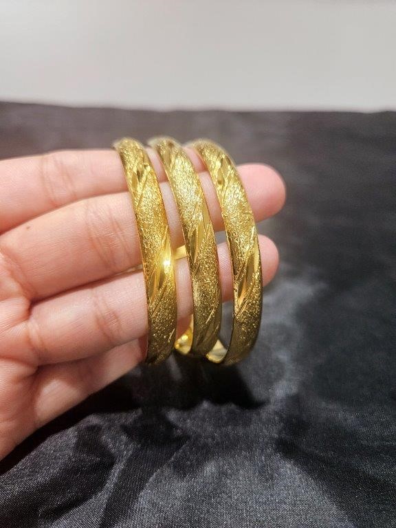 6pcs x 22KGold Filled/ITALY Triple Yellow Gold Plated Bangles with Stamps