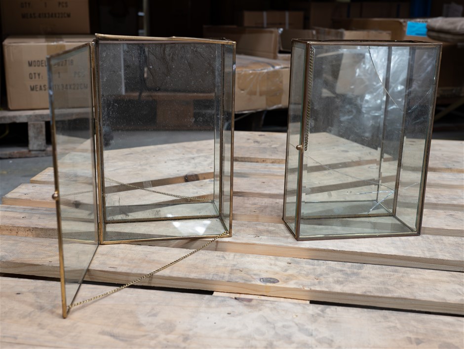 2 x JEWELLERY BOX NB: MISSING GLASS, BRASS RECTANGULAR BOX CRACKED MIRROR &