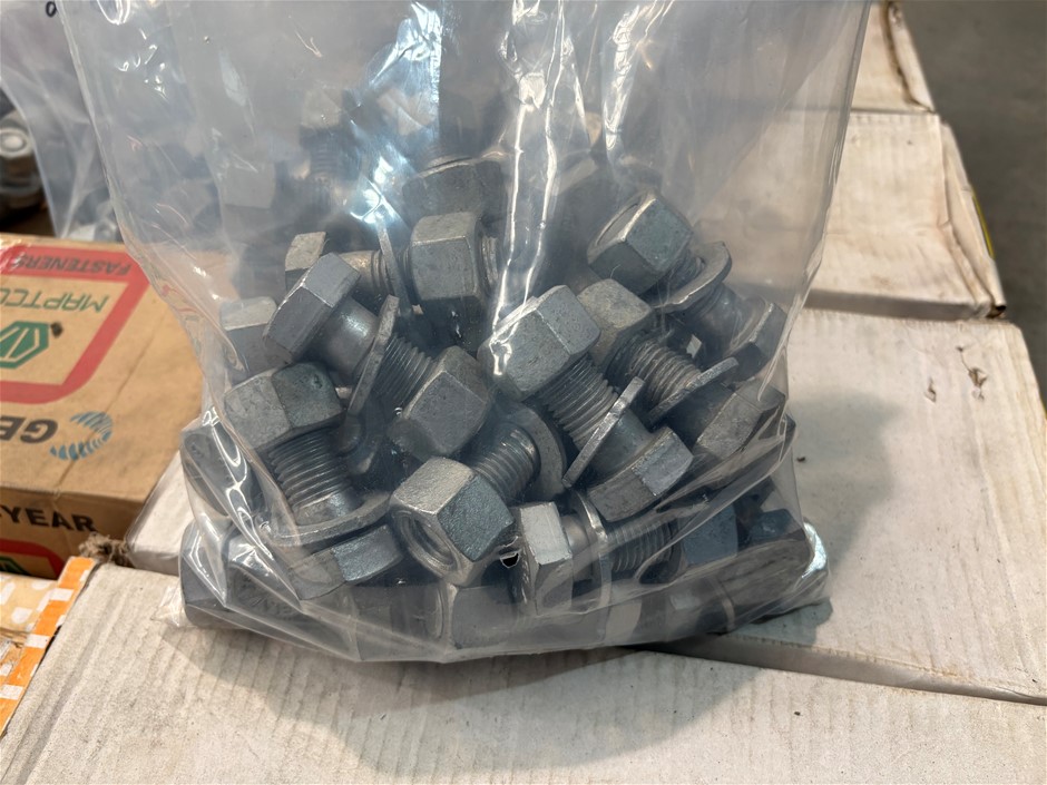 Pallet Comprising New Never Used Large Qty of M20 Structural Bolts & More