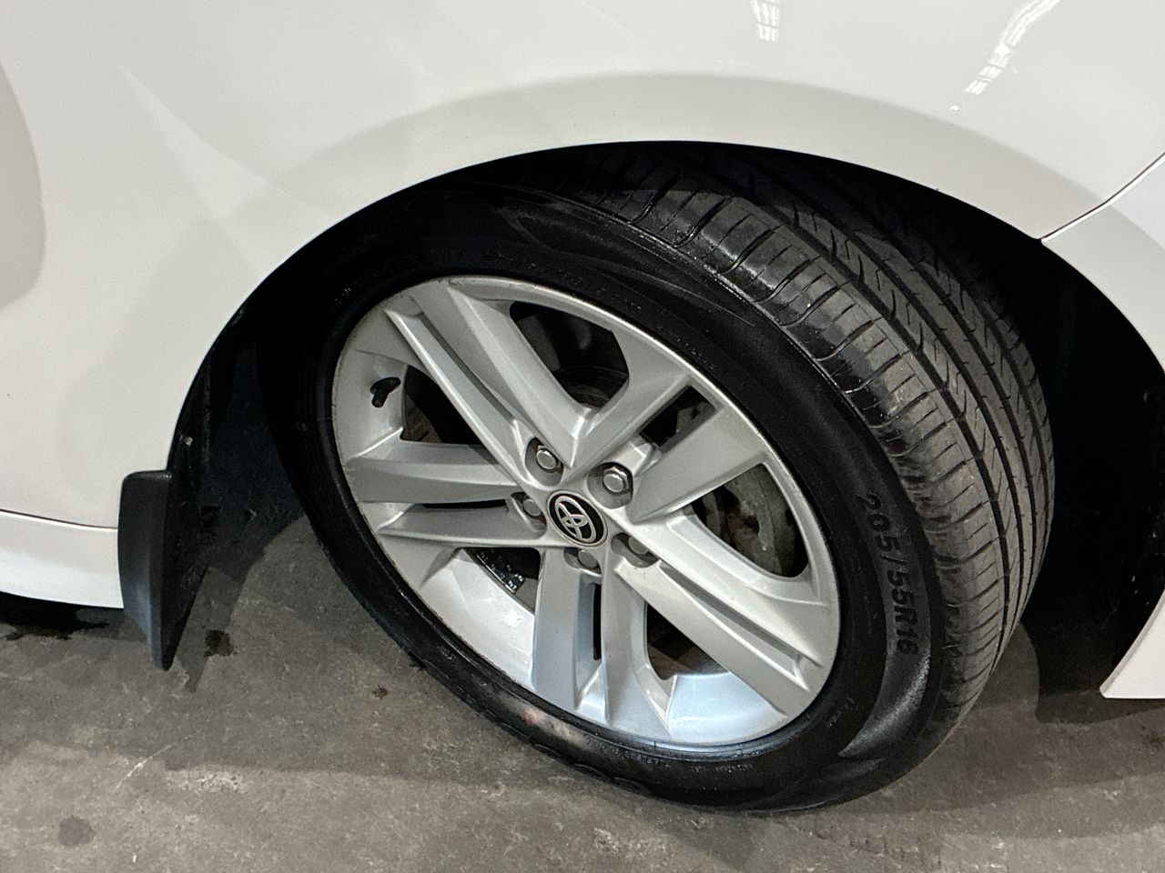 Vehicle photo