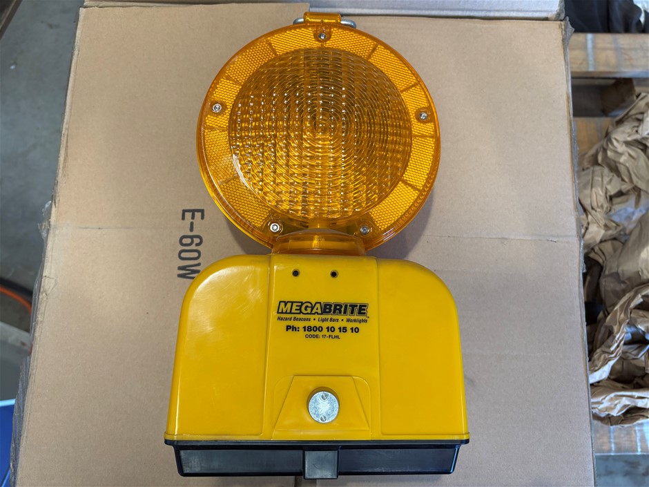 Box Comprising New Never Used Qty of 6 Megabrite Orange Round Safety Light