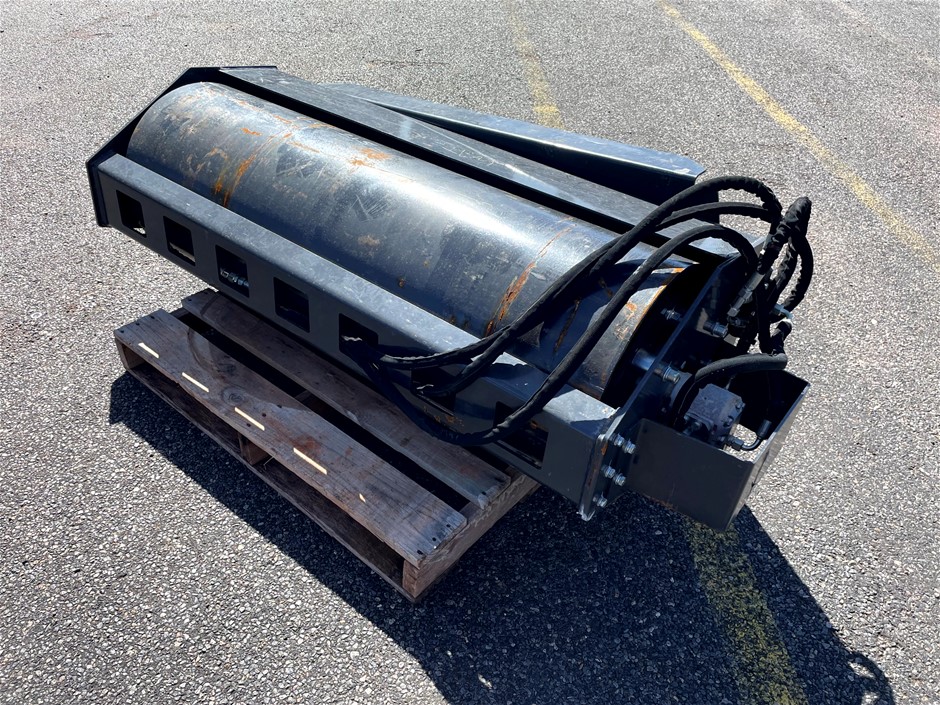<p>Hydraulic Vibratory Roller</p>