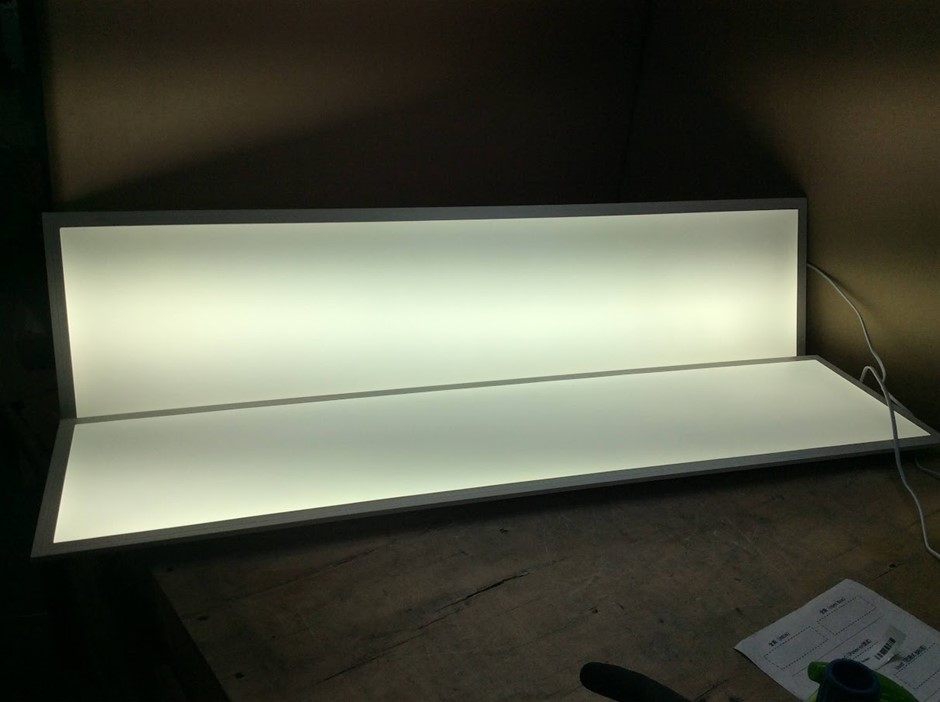 Primsal PPAN14W3X125KES LED Panel Light