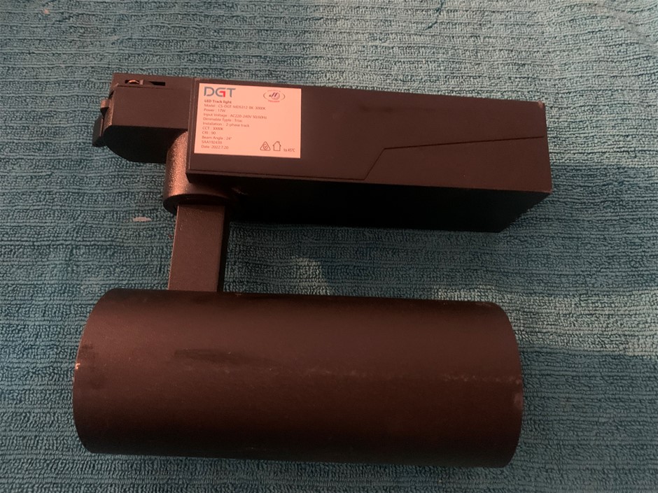 New in Box DGT LED Track Light, 17W - Qty 1