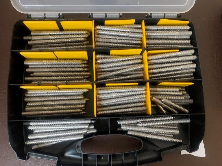 New Quality Medium Sized Carry Case with SS Screws/Bolts