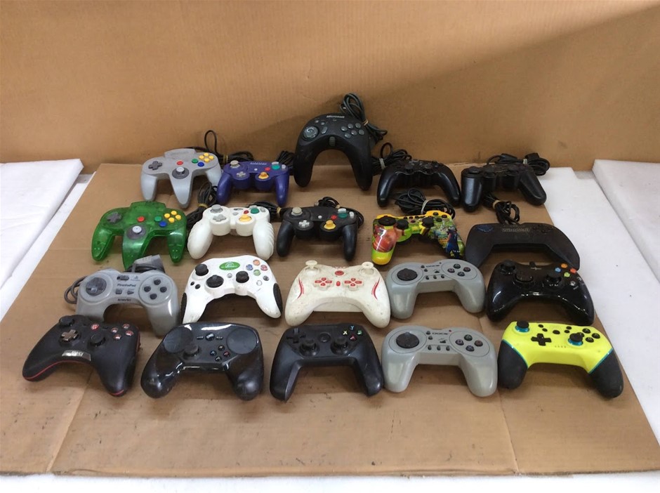 Mixed Brand Game Controller (Lot of 20)
