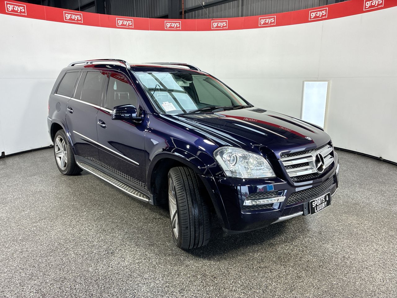 Vehicle photo
