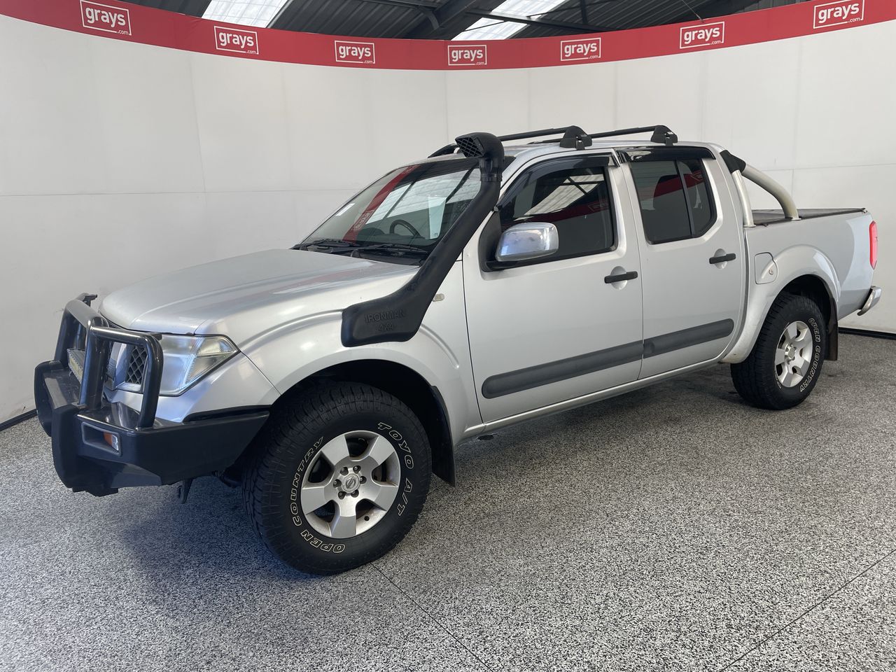 2006 Nissan Navara 4x4 ST-X D40