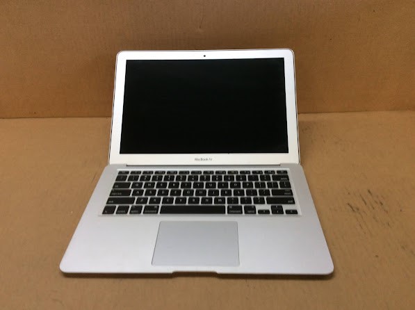 APPLE MacBook Air (A1466) (EMC2559) Laptop i5-3427U 4GBRAM/128GB Silver