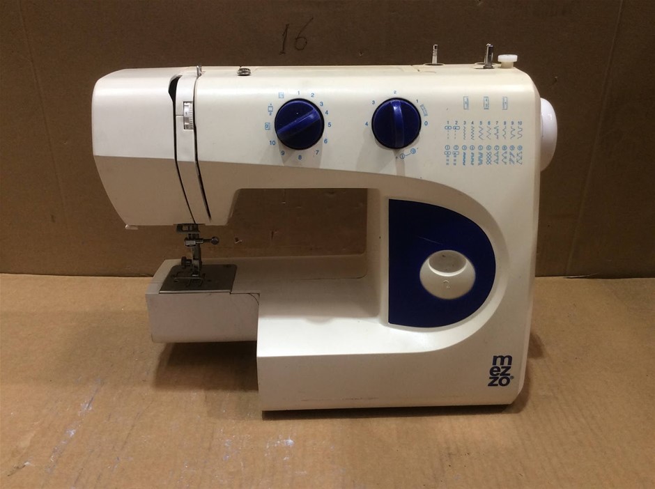 Mezzo ESM-008 Sewing Machine