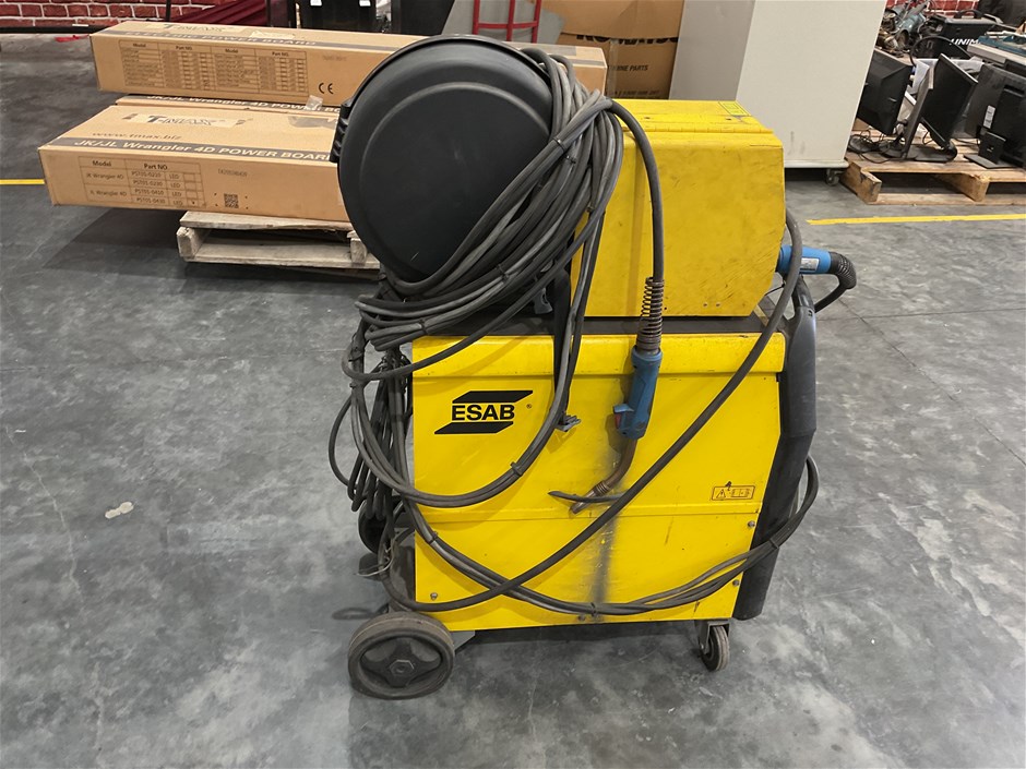 <p>ESAB C340 Pro MIG Package</p>