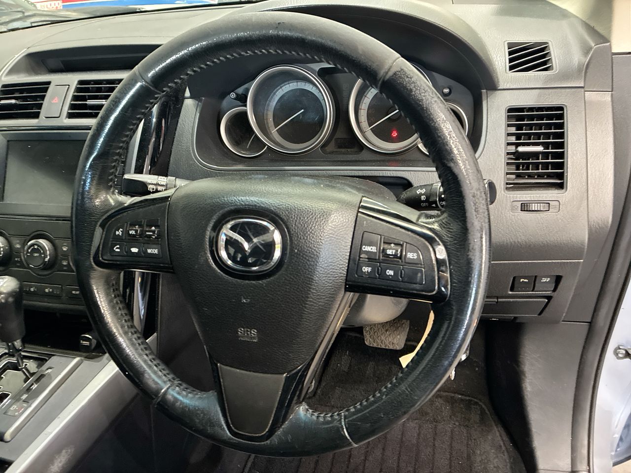 Vehicle photo