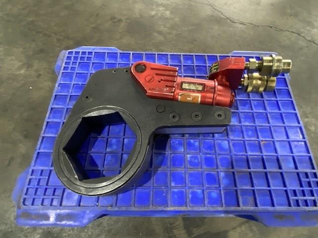 <p>Hytorc XLCT-3 Hydraulic Torque Wrench</p>