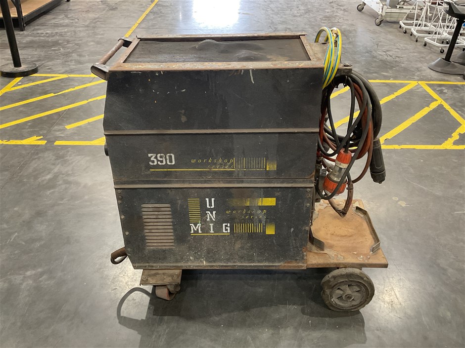UNI MIG - 390 Workshop Series Welder