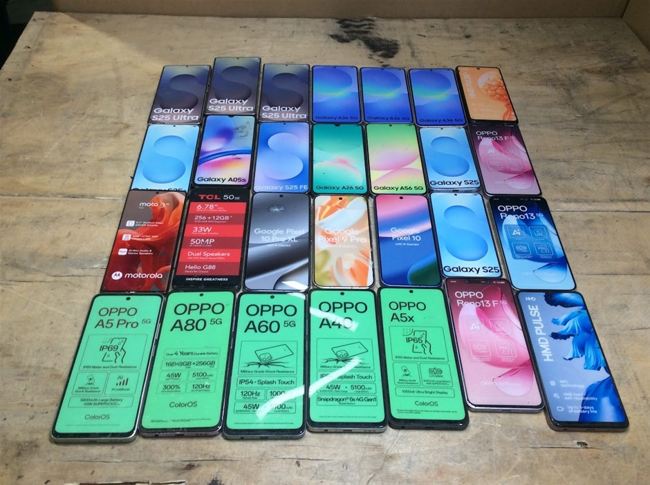 Mixed Brands Assorted Models Dummy Smartphones Display Units (Lot of 30)