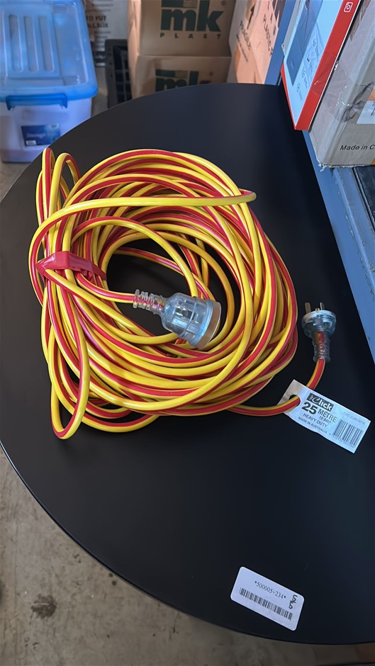 25m Heavy Duty 10 AMP Electrical Extension Lead