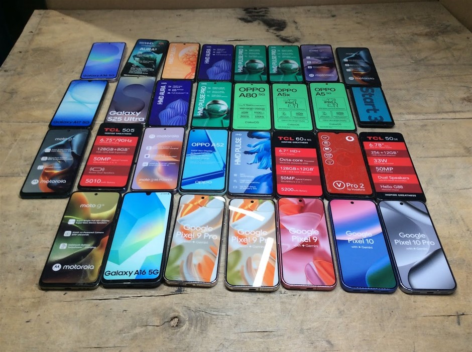 Mixed Brands Assorted Models Dummy Smartphones Display Units (Lot of 31)