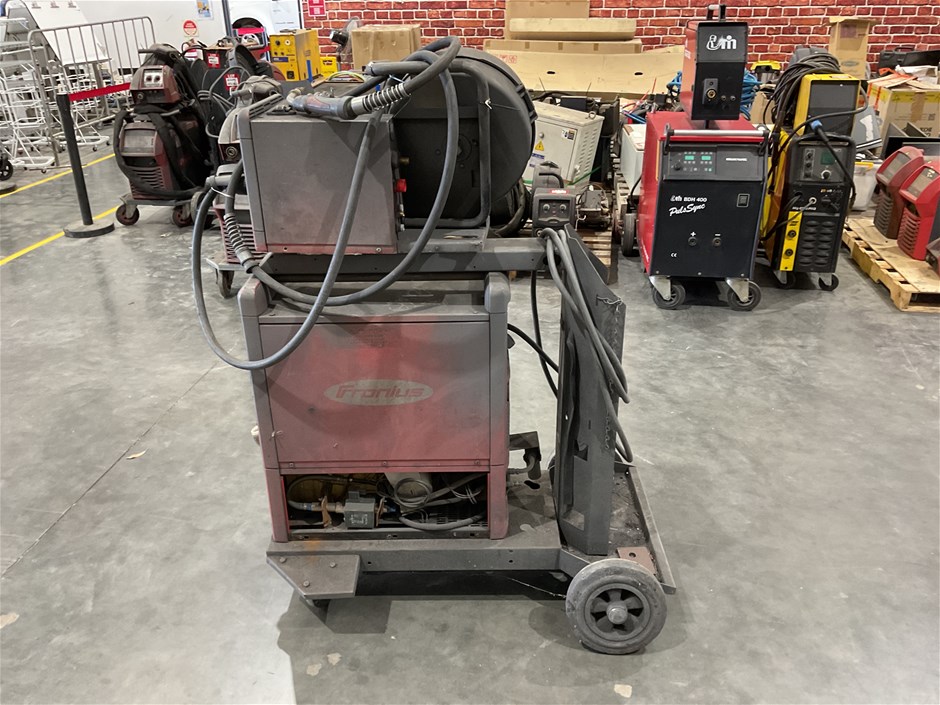 <p>Fronius TPS4000 Pulse Mig Welder</p>