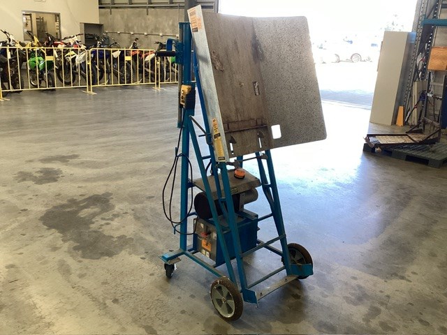 <p>Blue Bin Lifter </p>