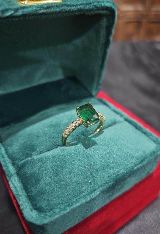 14K/Italy 2.0ct Green Emerald Cut Yellow Gold Filled Ring(stamped)-10US