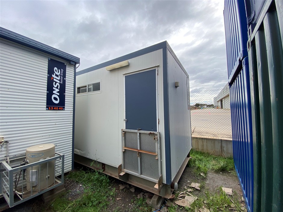 Portable Toilet Block - 6.0m x 2.4m - M-F - Tank Mounted - Wingfield