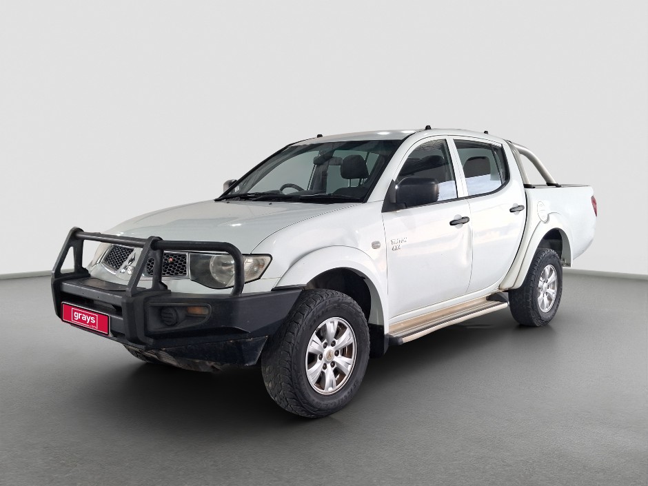 2013 Mitsubishi Triton GL-R Diesel