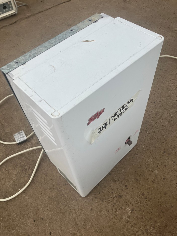 10x ZIP Hot Water System - Glendenning