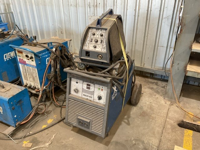 Maxi 405Welder With WF4 Wire Feeder