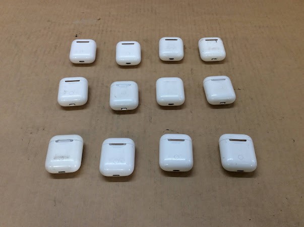 Apple AirPods Mixed Model Charging Cases (Lot of 12)