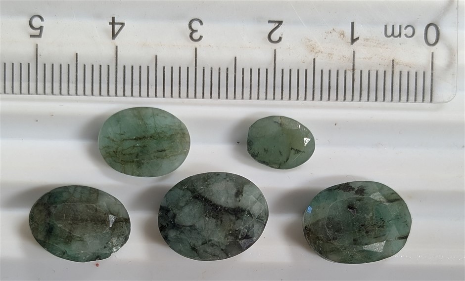 22 carats EMERALD Gemstones