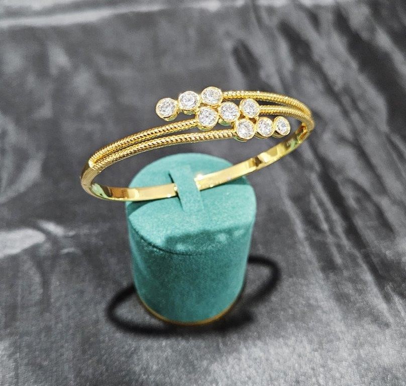 18KGF/ITALY Yellow Gold Filled bangle -(stamped 18KGF/ITALY)-60mm