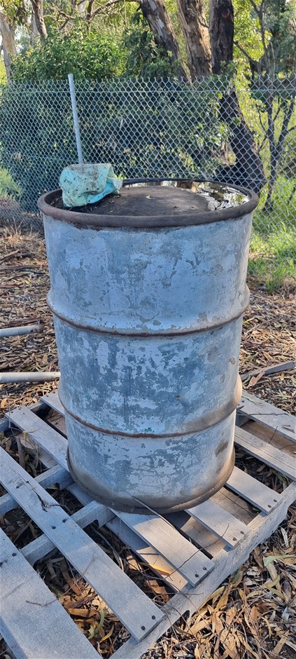 HEAVY DUTY 205LT FUEL DRUM