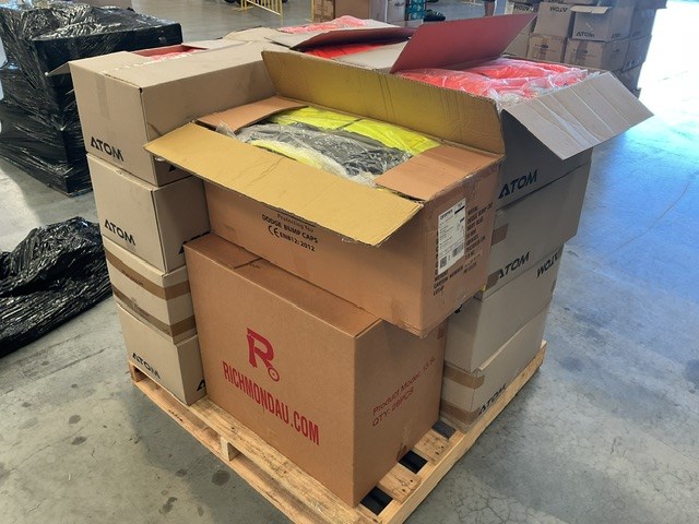 <p>Pallet Containing Workwear Jackets </p>